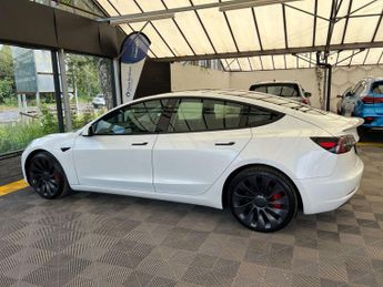TESLA MODEL 3 Model 3 Performance AWD 4WD 4dr