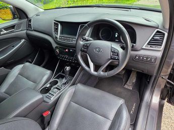 HYUNDAI TUCSON 1.7 Tucson Premium SE Blue Drive 2WD CRDi Semi-Auto 5dr