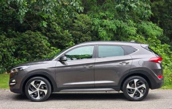 HYUNDAI TUCSON 1.7 Tucson Premium SE Blue Drive 2WD CRDi Semi-Auto 5dr