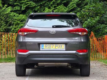 HYUNDAI TUCSON 1.7 Tucson Premium SE Blue Drive 2WD CRDi Semi-Auto 5dr