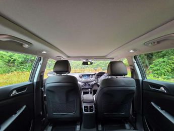 HYUNDAI TUCSON 1.7 Tucson Premium SE Blue Drive 2WD CRDi Semi-Auto 5dr