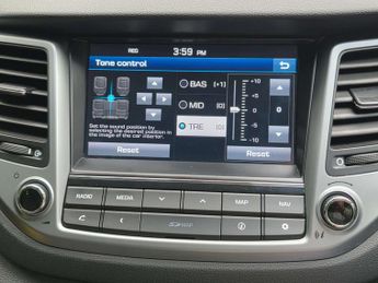 HYUNDAI TUCSON 1.7 Tucson Premium SE Blue Drive 2WD CRDi Semi-Auto 5dr