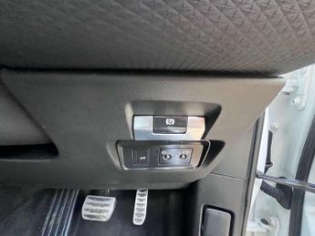 Land Rover RANGE ROVER EVOQUE 2.0 Range Rover Evoque R-Dynamic S D Auto 4WD 5dr