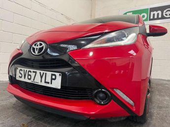 Toyota AYGO 1.0 VVT-i x-play x-shift Euro 6 5dr