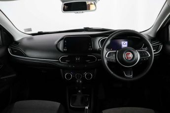 Fiat Tipo 1.5 FireFly Turbo MHEV Cross DCT Euro 6 (s/s) 5dr