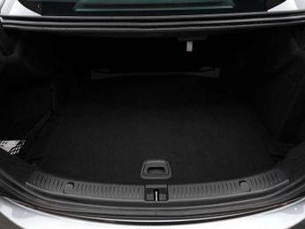 MERCEDES-BENZ E-CLASS 2.0 E 220 D SE Auto 4dr