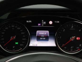 MERCEDES-BENZ E-CLASS 2.0 E 220 D SE Auto 4dr