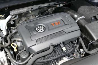 Volkswagen GOLF 2.0 Golf GTi Performance Semi-Auto 3dr