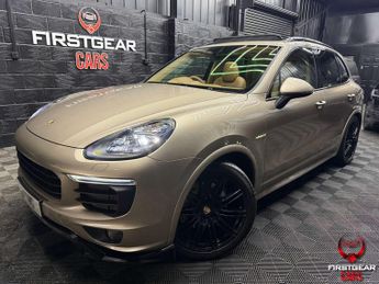 Porsche Cayenne 3.0 V6 E-Hybrid S SUV 5dr Petrol Plug-in Hybrid TiptronicS 4WD E