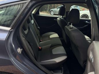 FORD FOCUS 1.6 Focus Zetec TDCi 5dr