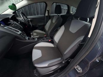 FORD FOCUS 1.6 Focus Zetec TDCi 5dr