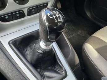 FORD FOCUS 1.6 Focus Zetec TDCi 5dr