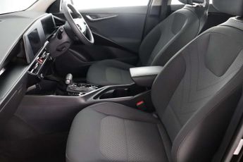 Kia Niro 1.6h GDi 2 SUV 5dr Petrol Hybrid DCT Euro 6 (s/s) (139 bhp)