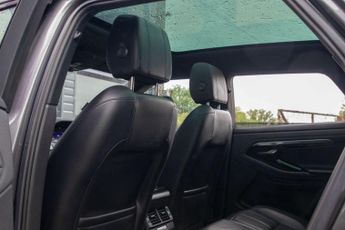 LAND ROVER RANGE ROVER EVOQUE 2.0 D180 R-Dynamic SE SUV 5dr Diesel Auto 4WD Euro 6 (s/s) (180 