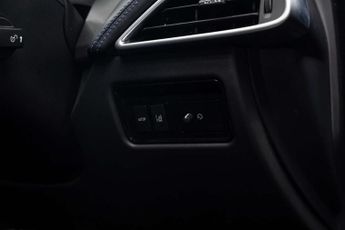 JAGUAR XE 2.0 XE R-Sport Auto 4dr