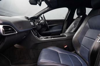 JAGUAR XE 2.0 XE R-Sport Auto 4dr