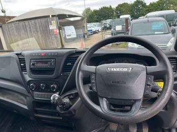 Iveco Daily 2.3D HPI 12V 35S 3520 Panel Van 5dr Diesel Manual MWB H1 Euro 6 