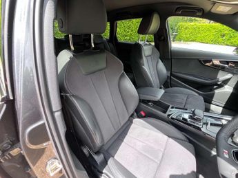 Audi A4 2.0 A4 Black Edition 35 TFSI MHEV Semi-Auto 5dr