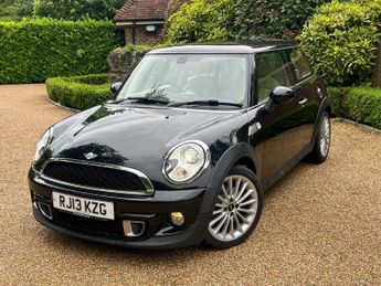 MINI HATCH 1.6 Inspired Edition by Goodwood Auto 3dr