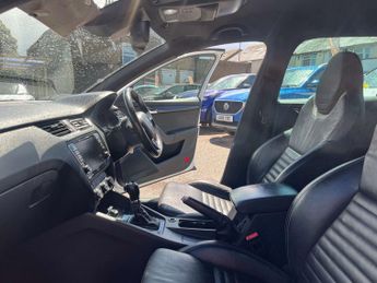 Skoda OCTAVIA 2.0 Octavia vRS TSi Semi-Auto 5dr