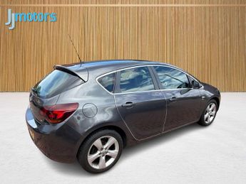Vauxhall Astra 1.6 16v SRi Hatchback 5dr Petrol Auto Euro 5 (115 ps)