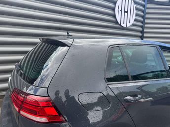 VOLKSWAGEN GOLF 2.0 Golf GT TDI Semi-Auto 5dr