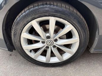 VOLKSWAGEN GOLF 2.0 Golf GT TDI Semi-Auto 5dr