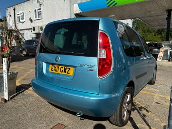 SKODA ROOMSTER 1.2 TSI SE MPV 5dr Petrol DSG Euro 5 (105 ps)