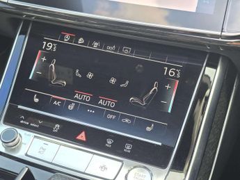 Audi Q8 3.0 TDI V6 50 S line SUV 5dr Diesel Tiptronic quattro Euro 6 (s/