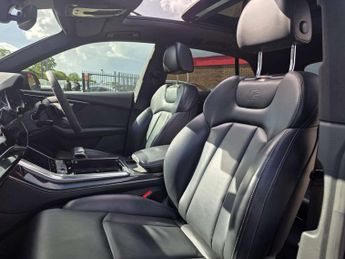 Audi Q8 3.0 TDI V6 50 S line SUV 5dr Diesel Tiptronic quattro Euro 6 (s/