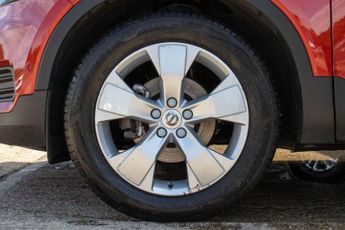 VOLVO XC40 2.0 D3 Momentum SUV 5dr Diesel Auto Euro 6 (s/s) (150 ps)