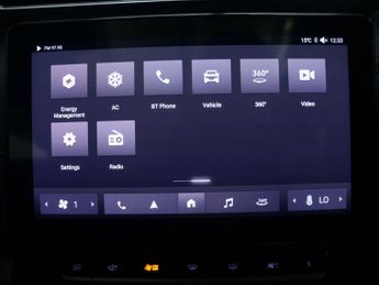 MG MG ZS 72.6kWh Trophy Long Range SUV 5dr Electric Auto (156 ps)