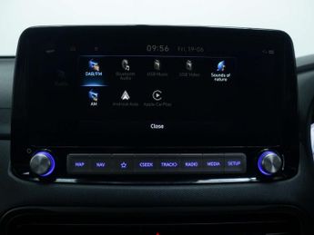 HYUNDAI KONA 39kWh Premium SUV 5dr Electric Auto (10.5kW Charger) (136 ps)