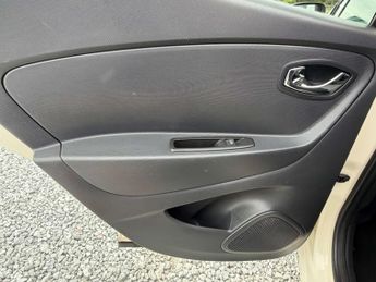 RENAULT CAPTUR 1.2 Captur Dynamique S MediaNav TCe EDC Auto 5dr