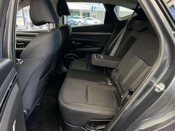 HYUNDAI TUCSON 1.6 Tucson SE Connect TGDi HEV Auto 5dr