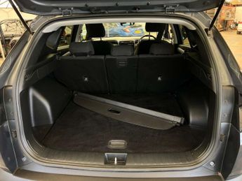 HYUNDAI TUCSON 1.6 Tucson SE Connect TGDi HEV Auto 5dr