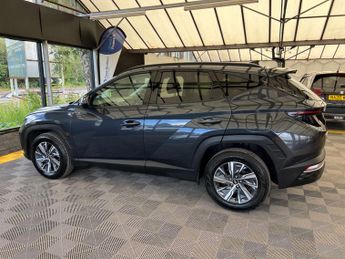 HYUNDAI TUCSON 1.6 Tucson SE Connect TGDi HEV Auto 5dr