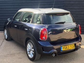 MINI COUNTRYMAN 2.0 Countryman Cooper SD Auto 5dr