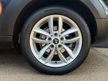MINI COUNTRYMAN 2.0 Countryman Cooper SD Auto 5dr