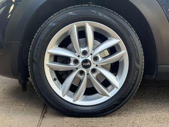 MINI COUNTRYMAN 2.0 Countryman Cooper SD Auto 5dr