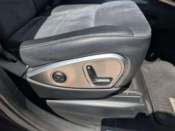 MERCEDES M-CLASS 3.0 ML 320 CDi Sport Auto 4WD 5dr