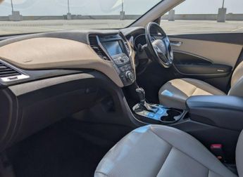 Hyundai SANTA FE 2.2 Santa Fe Premium SE CRDi Auto 4WD 5dr