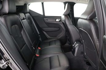 Volvo XC40 1.5h T4 Recharge 10.7kWh Inscription SUV 5dr Petrol Plug-in Hybr
