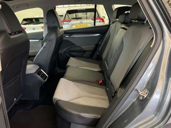 SKODA ENYAQ Enyaq iV 80 5dr