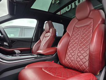 Audi SQ7 4.0 TDI V8 SUV 5dr Diesel Tiptronic quattro Euro 6 (s/s) (435 ps