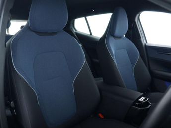 VOLVO EX30 Single Motor Extended Range 69kWh Plus SUV 5dr Electric Auto (27