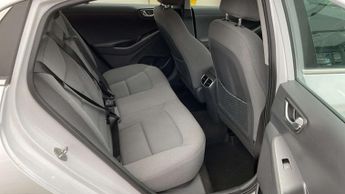 HYUNDAI IONIQ 38.3kWh Premium Hatchback 5dr Electric Auto (136 ps)