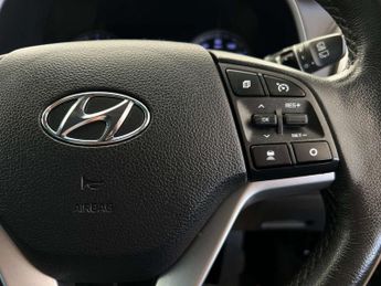 HYUNDAI TUCSON 1.6 Tucson Premium SE CRDi 2WD Semi-Auto 5dr