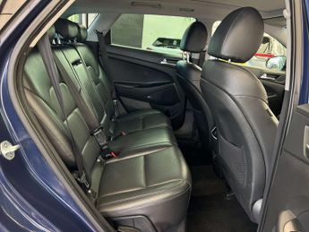 HYUNDAI TUCSON 1.6 Tucson Premium SE CRDi 2WD Semi-Auto 5dr