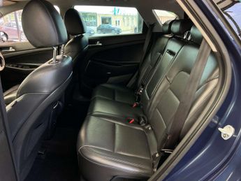 HYUNDAI TUCSON 1.6 Tucson Premium SE CRDi 2WD Semi-Auto 5dr